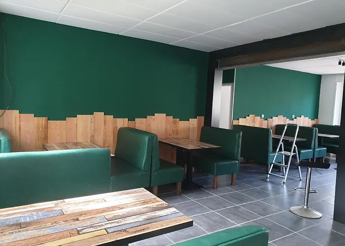 Sas Road Runner Cafe 3* Égliseneuve-dʼEntraigues