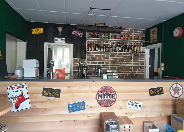 Sas Road Runner Cafe Bed & Breakfast